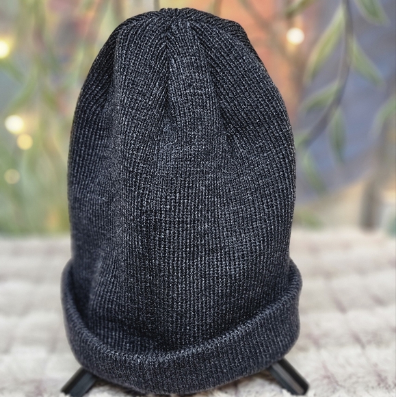 Beanie - Picture 4 of 6